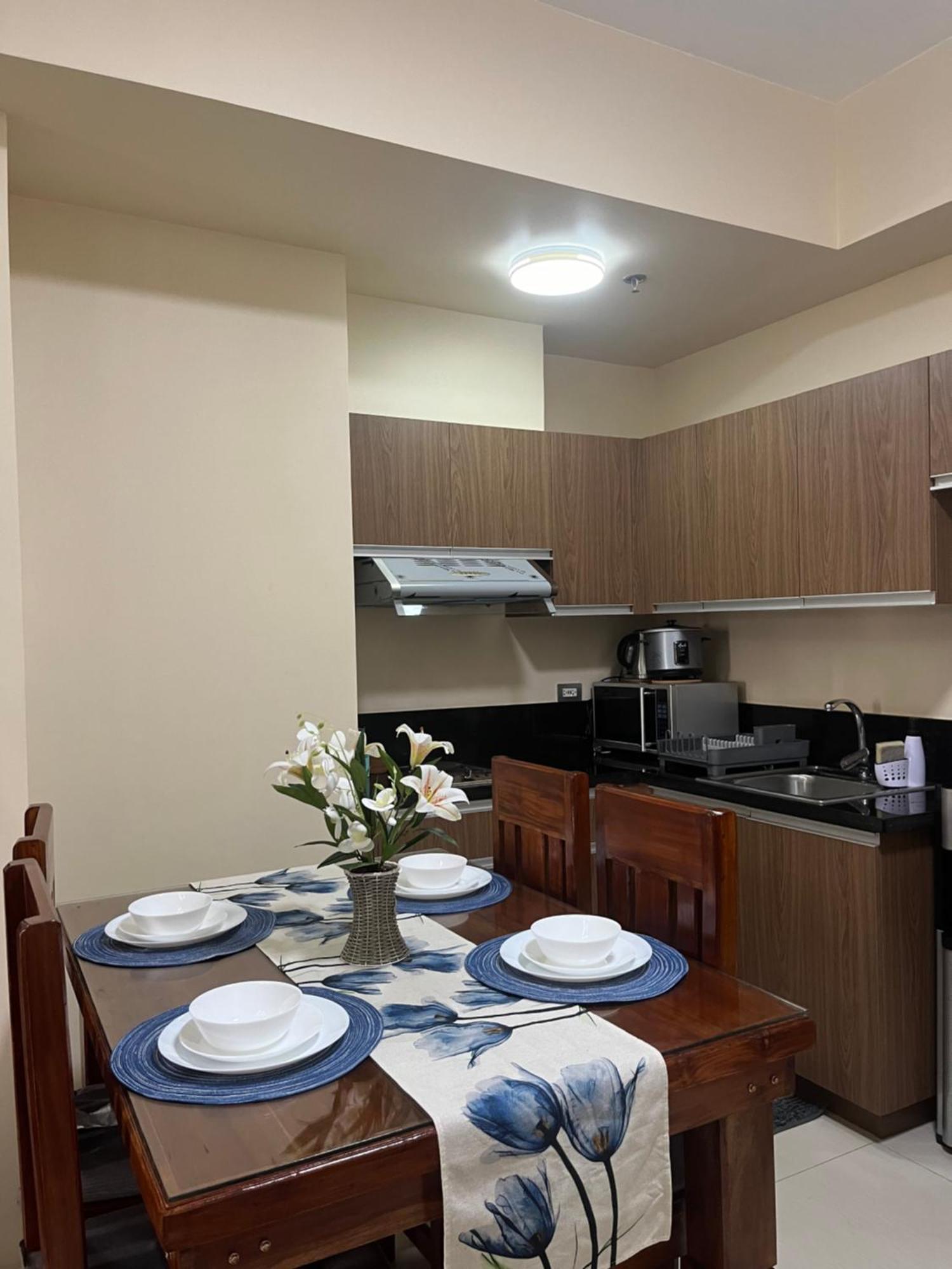 Bayfront - Near Airport, Moa, Picc, Star City, Manila Bay - Pet-Friendly With Fast Wifi, Netflix & Pool Access Pasay Kültér fotó