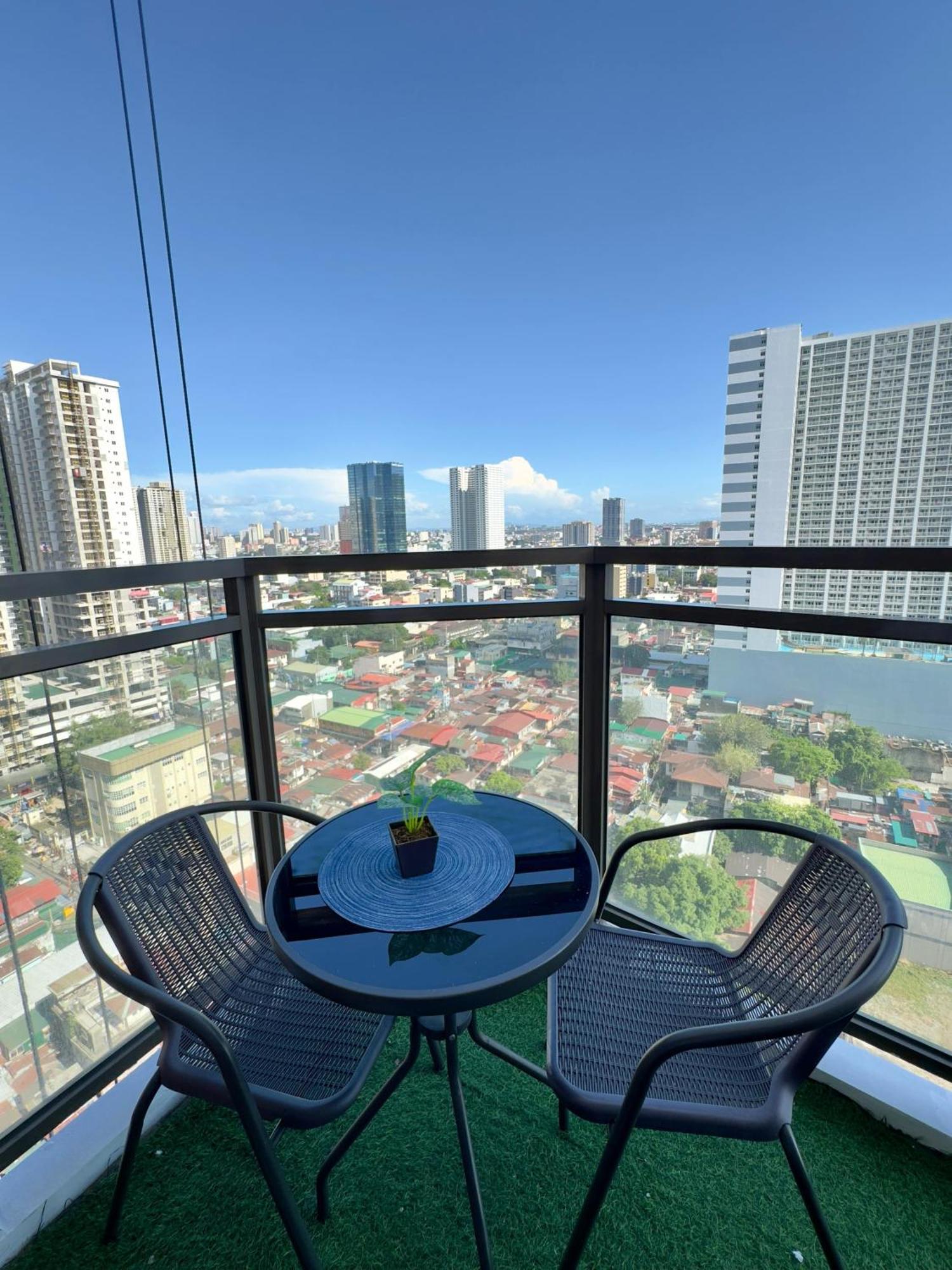 Bayfront - Near Airport, Moa, Picc, Star City, Manila Bay - Pet-Friendly With Fast Wifi, Netflix & Pool Access Pasay Kültér fotó
