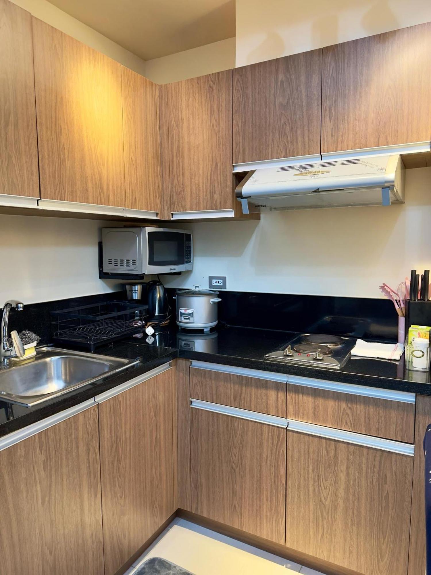 Bayfront - Near Airport, Moa, Picc, Star City, Manila Bay - Pet-Friendly With Fast Wifi, Netflix & Pool Access Pasay Kültér fotó