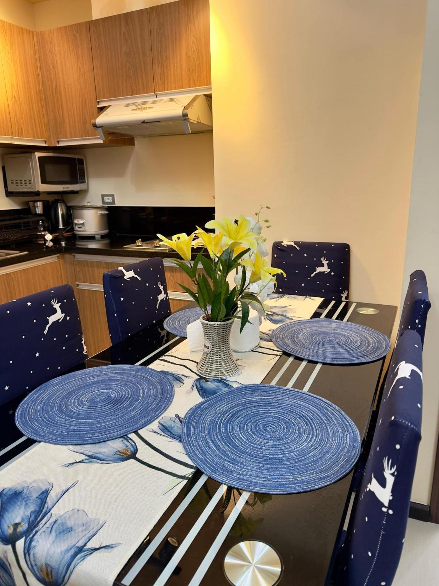Bayfront - Near Airport, Moa, Picc, Star City, Manila Bay - Pet-Friendly With Fast Wifi, Netflix & Pool Access Pasay Kültér fotó